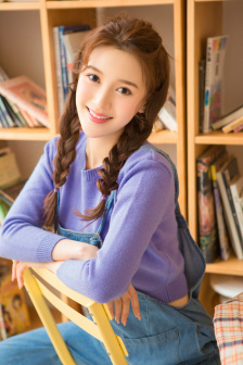 免费看裸体美女脱了衣服视频